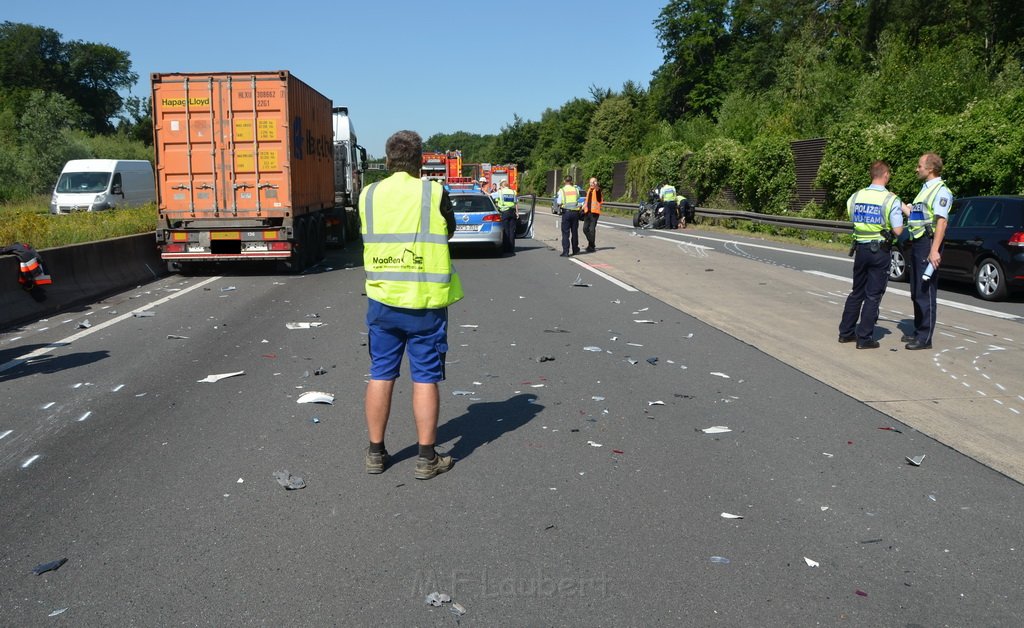 Schwerer VU A 4 Rich Aachen Hoehe Rastplatz Frechen P09.JPG - Miklos Laubert